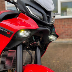 32270M : Protection Grills Yamaha Tracer 9