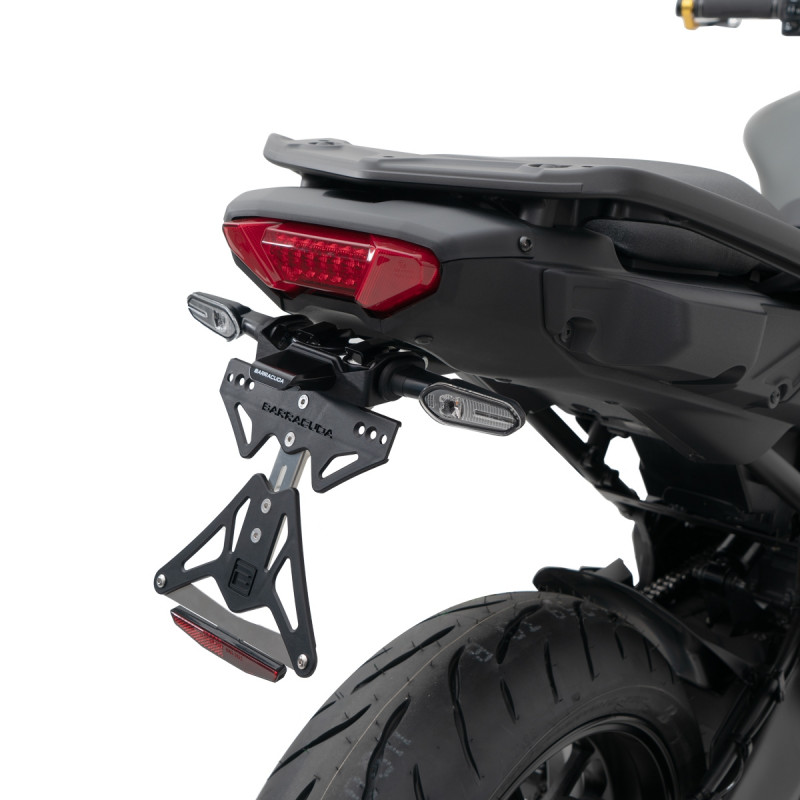YMTR9104-2-18+N1002+NCAT : Supporto targa per frecce originali Barracuda Yamaha Tracer 9