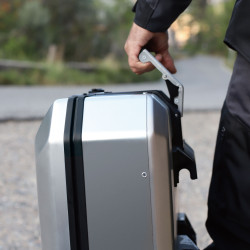 D0TR47100L + D0TR47100R : Valises latérales Shad TR47 Terra Yamaha Tracer 9