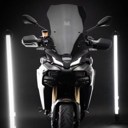 BULLE06754 : Parabrezza alto protettivo BCD Design 2025 Yamaha Tracer 9