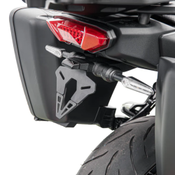 18666 : Support de plaque Evotech Performance 2025 Yamaha Tracer 9
